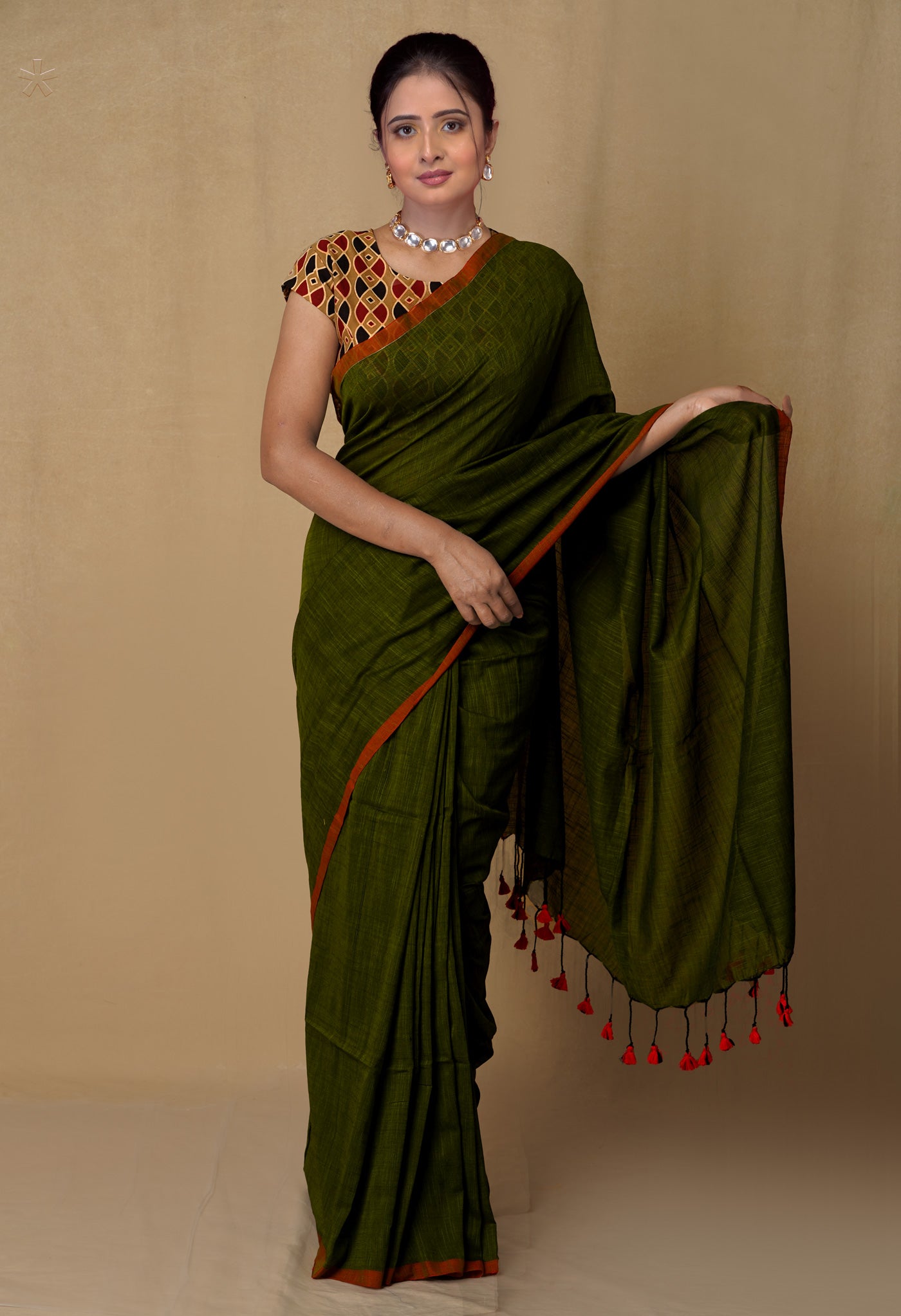 Green Pure  Cotton Linen Saree With Tassels-UNM65265