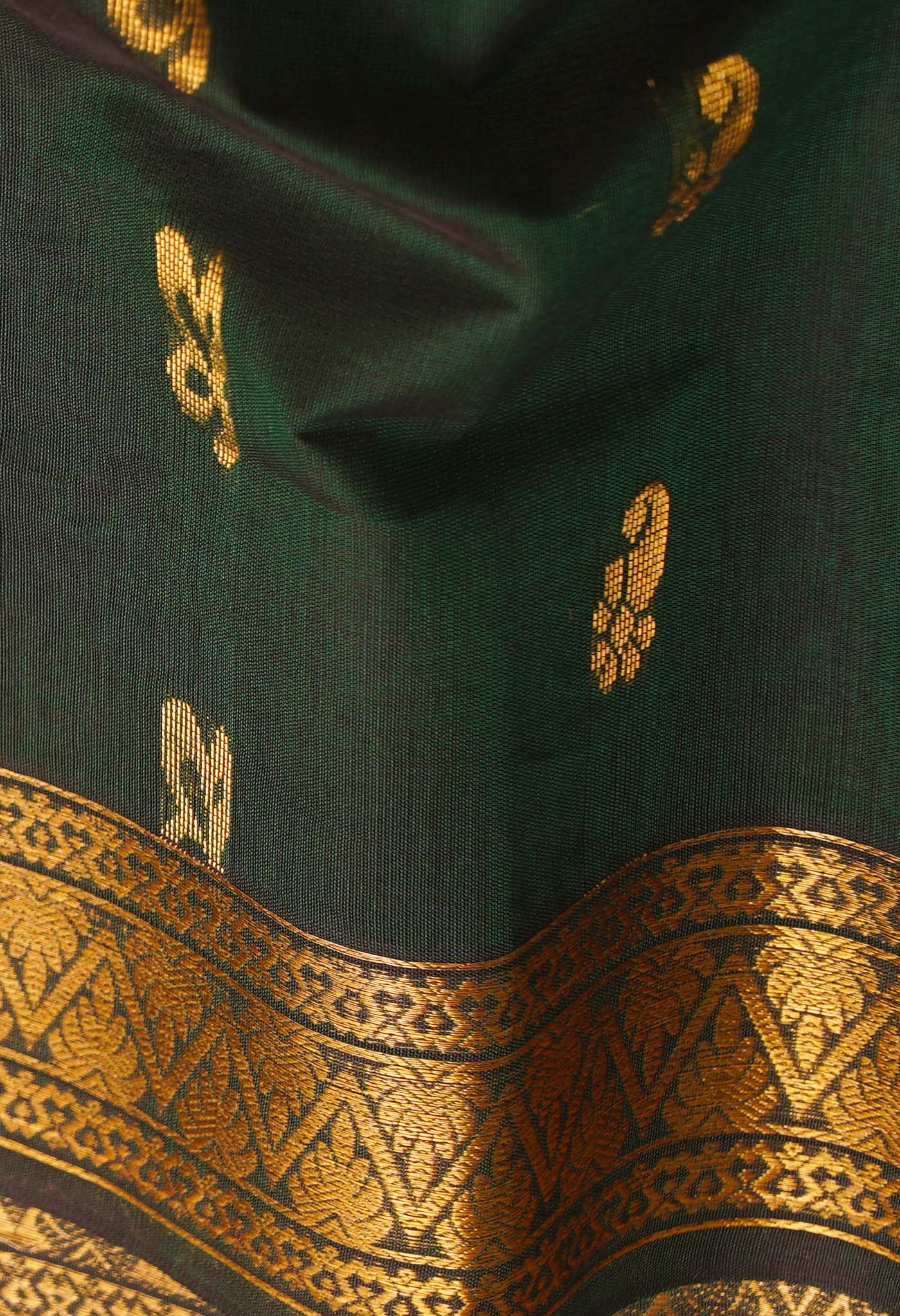 Green Pure Handloom Gadwal Cotton Saree-UNM66228
