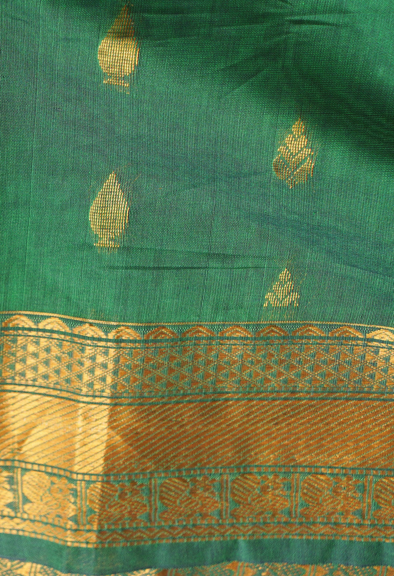 Green Pure Handloom Gadwal Mercerized Cotton Saree-UNM66230
