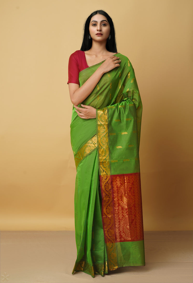 Green Pure Handloom Gadwal Mercerized Cotton Saree-UNM66249