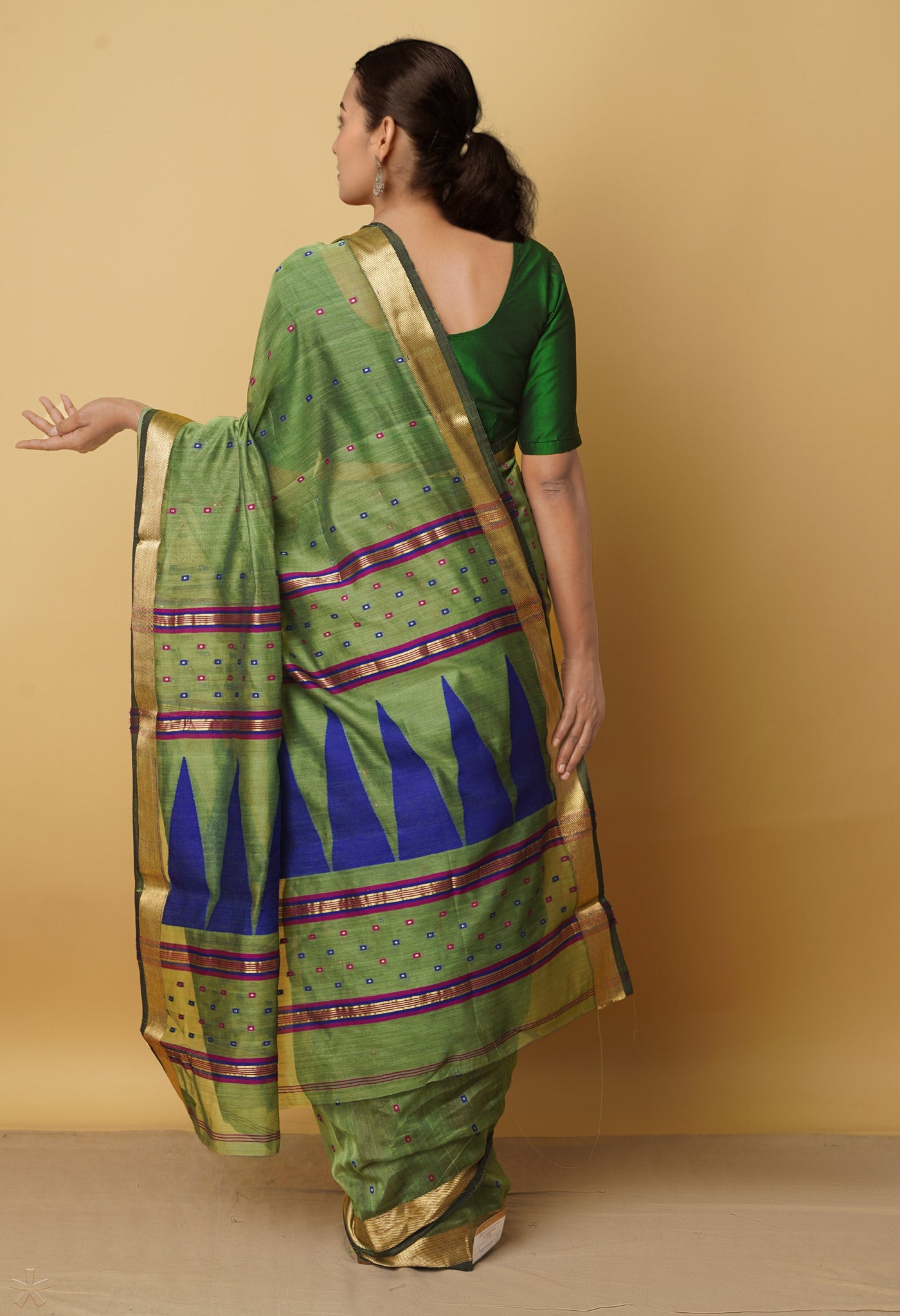 Green Pure Handloom Maheshwari Sico Saree-UNM66302