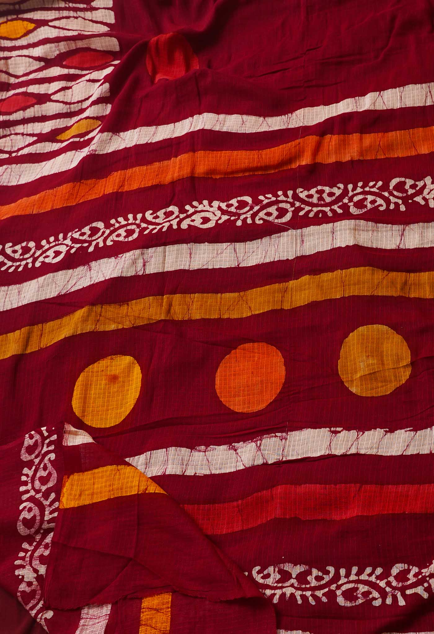 Red Pure Batik Printed Organza Cotton Saree-UNM66410