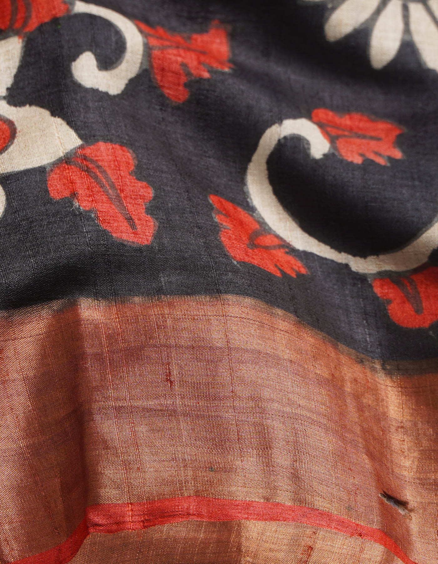 Black Pure Handloom Bengal Tussar Silk Saree-UNM66603