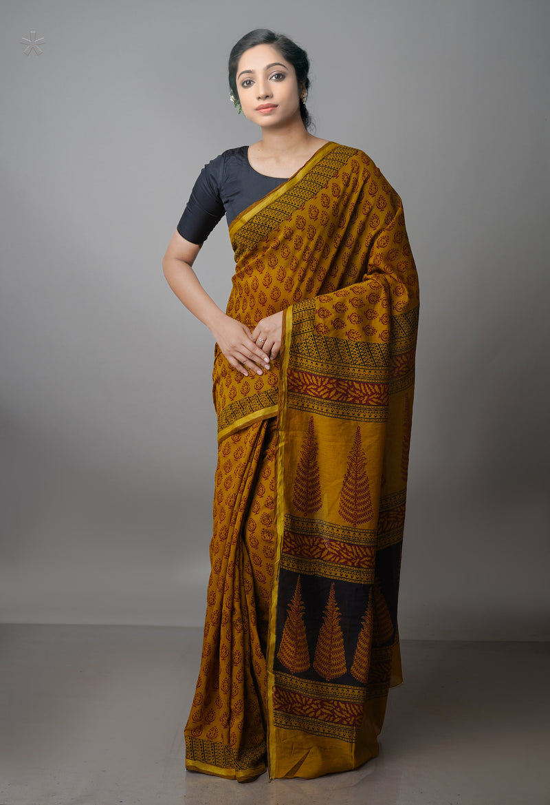 Mehandhi Green  Art Chanderi Bagh Printed Cotton Saree-UNM66809