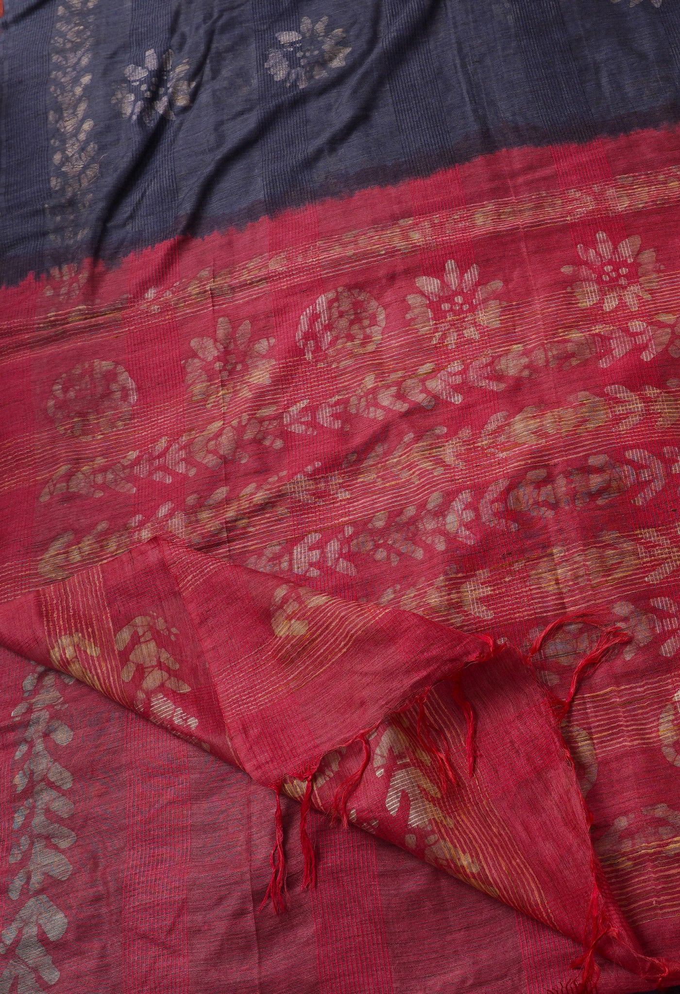 Grey-Pink Pure Batik Bhagalpuri Sico Saree-UNM67556