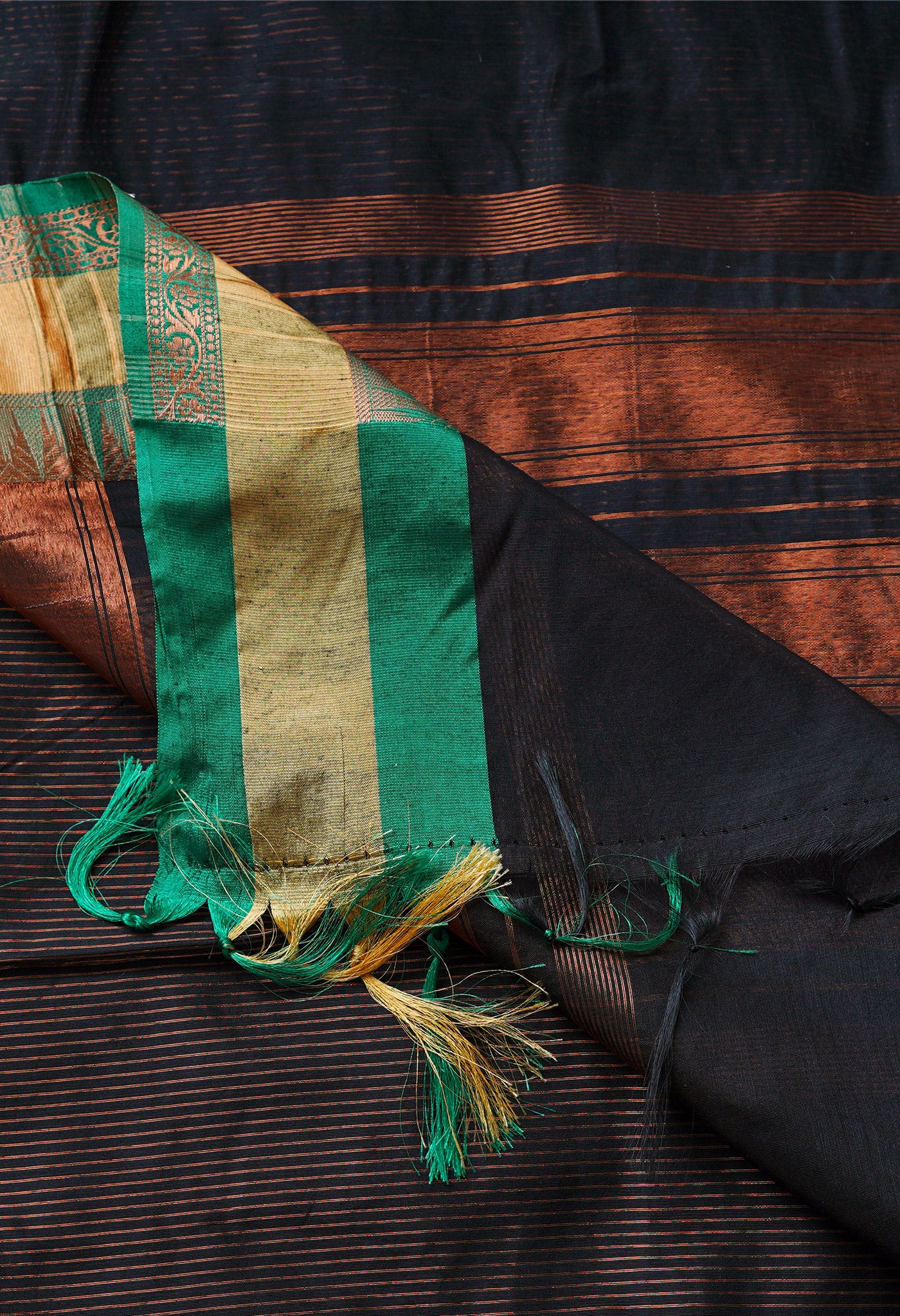 Black  Banarasi Silk Saree-UNM68003