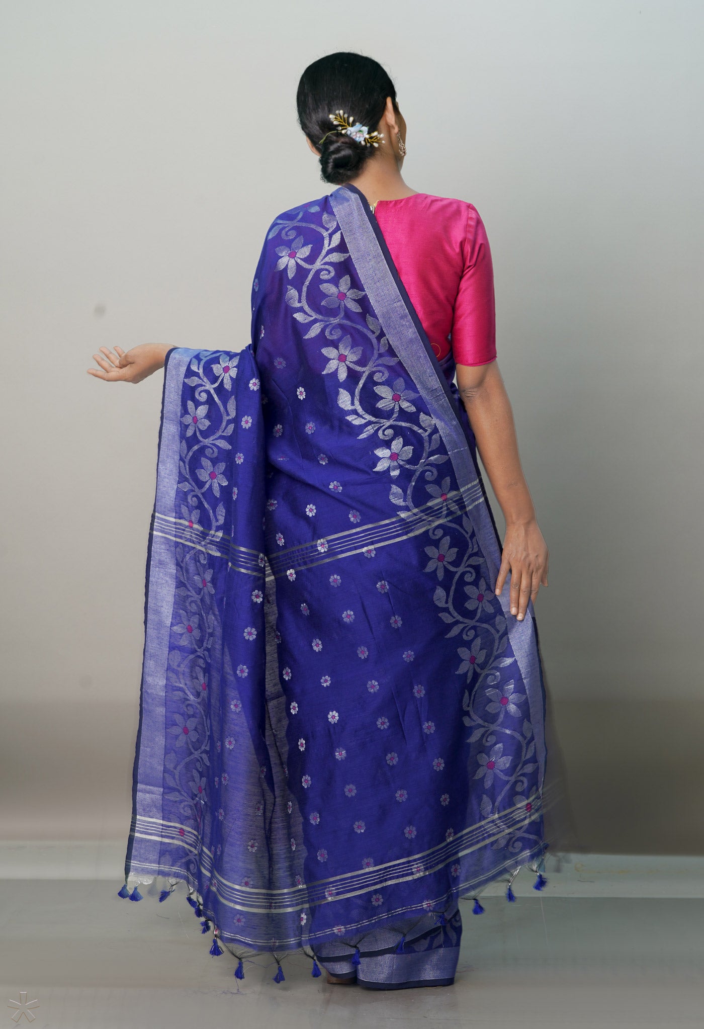 Blue Handloom Jamdhani Bengal Sico Saree-UNM68175
