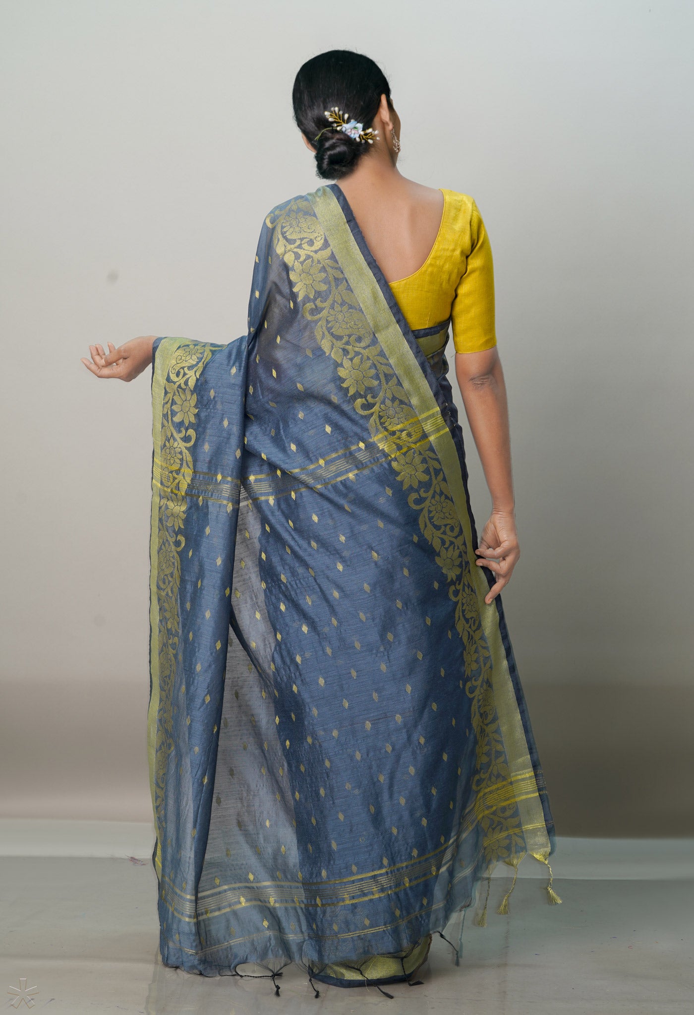 Grey-Blue Handloom Jamdhani Bengal Sico Saree-UNM68182