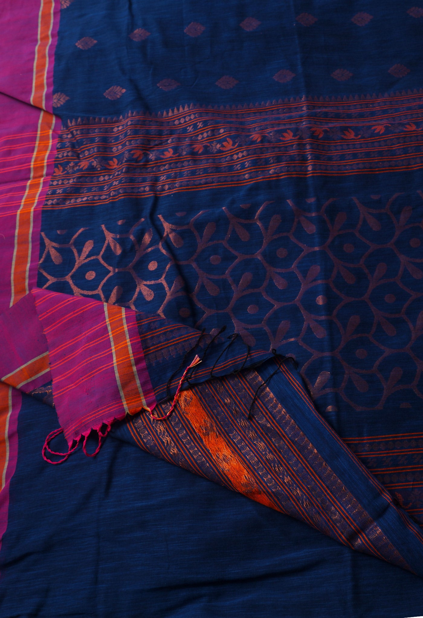 Blue Handloom Jamdhani Bengal Sico Saree-UNM68358