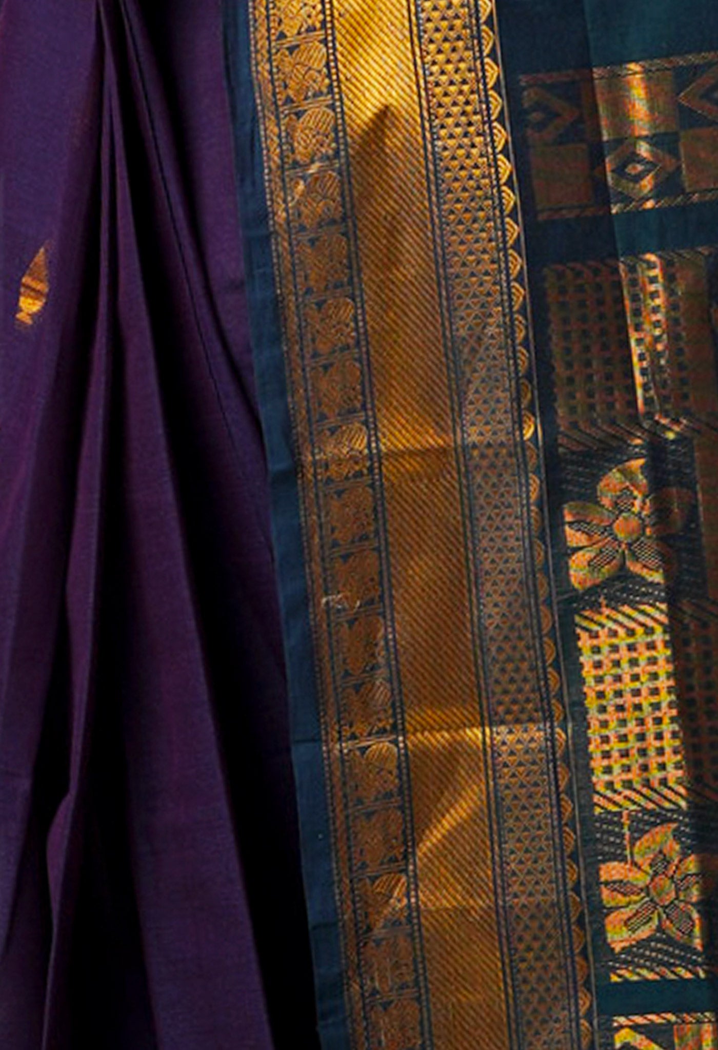 Navy Blue-Dark Teal Green Pure Handloom Gadwal Mercerized Cotton Saree-UNM68541