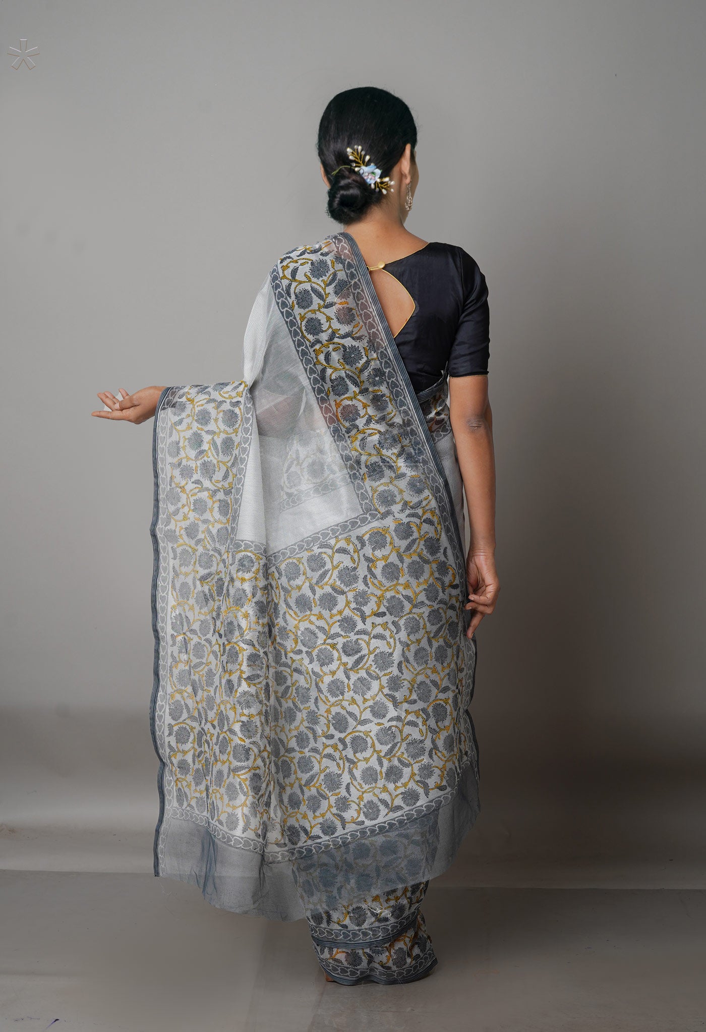 Light Grey  Banarasi Block Printed Meghalaya Checks Cotton Silk Saree-UNM68702