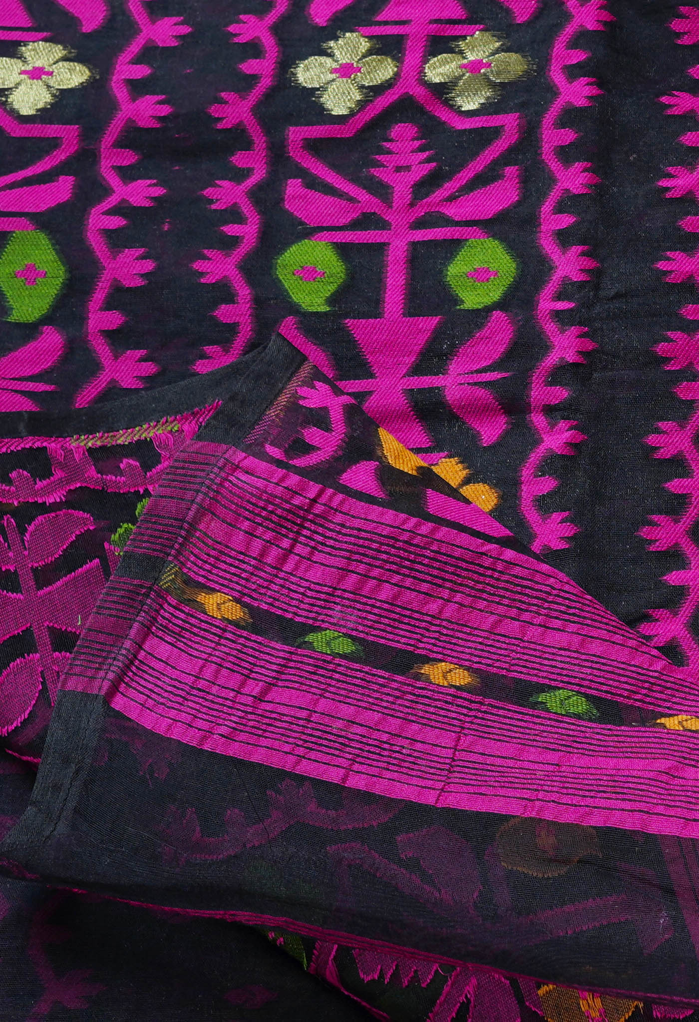 Black Pure Handloom Dhaka Jamdhani Bengal Cotton Saree-UNM68781