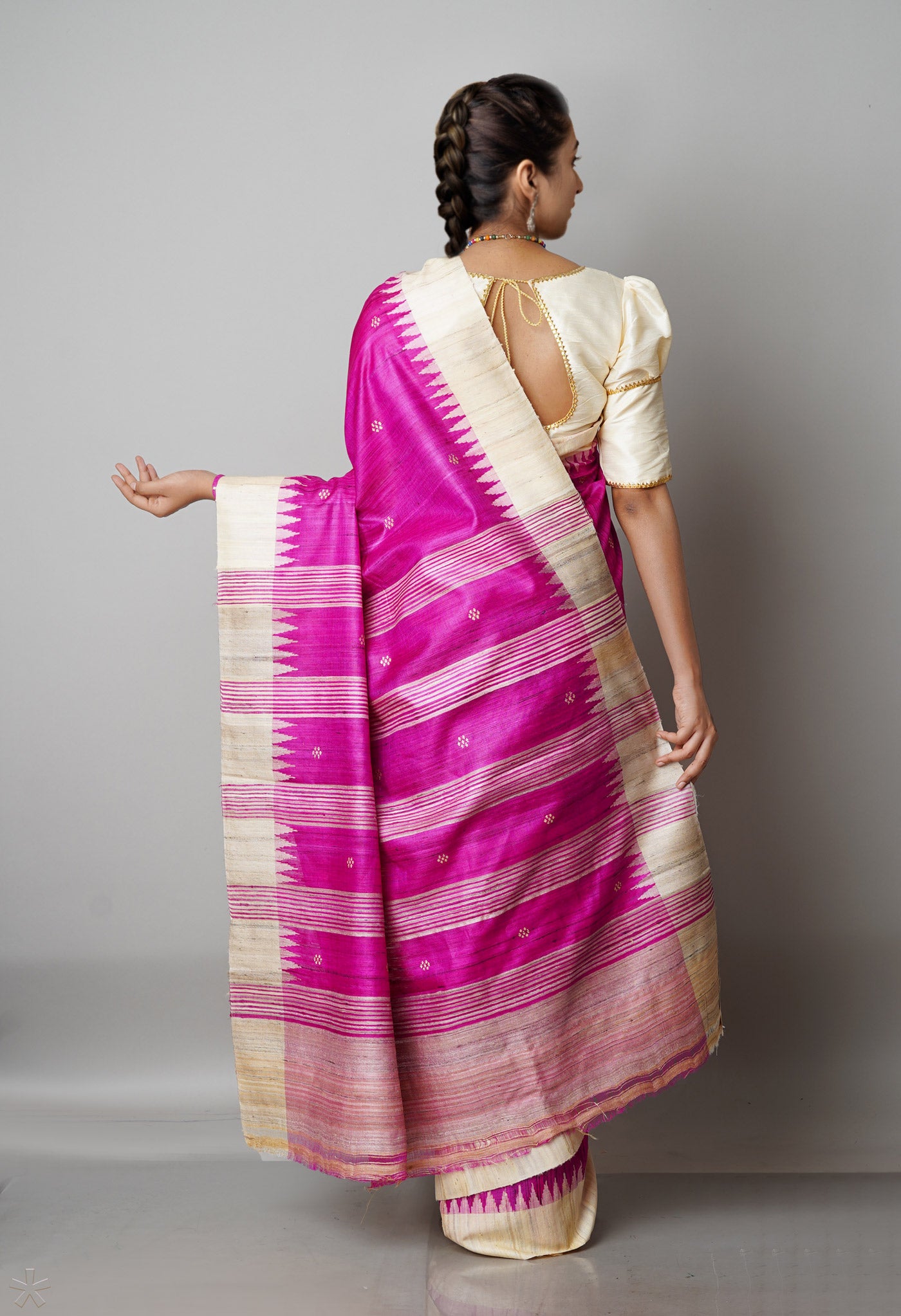 Magenta Pink Pure Handloom Bengal Tussar Jute Saree-UNM68972