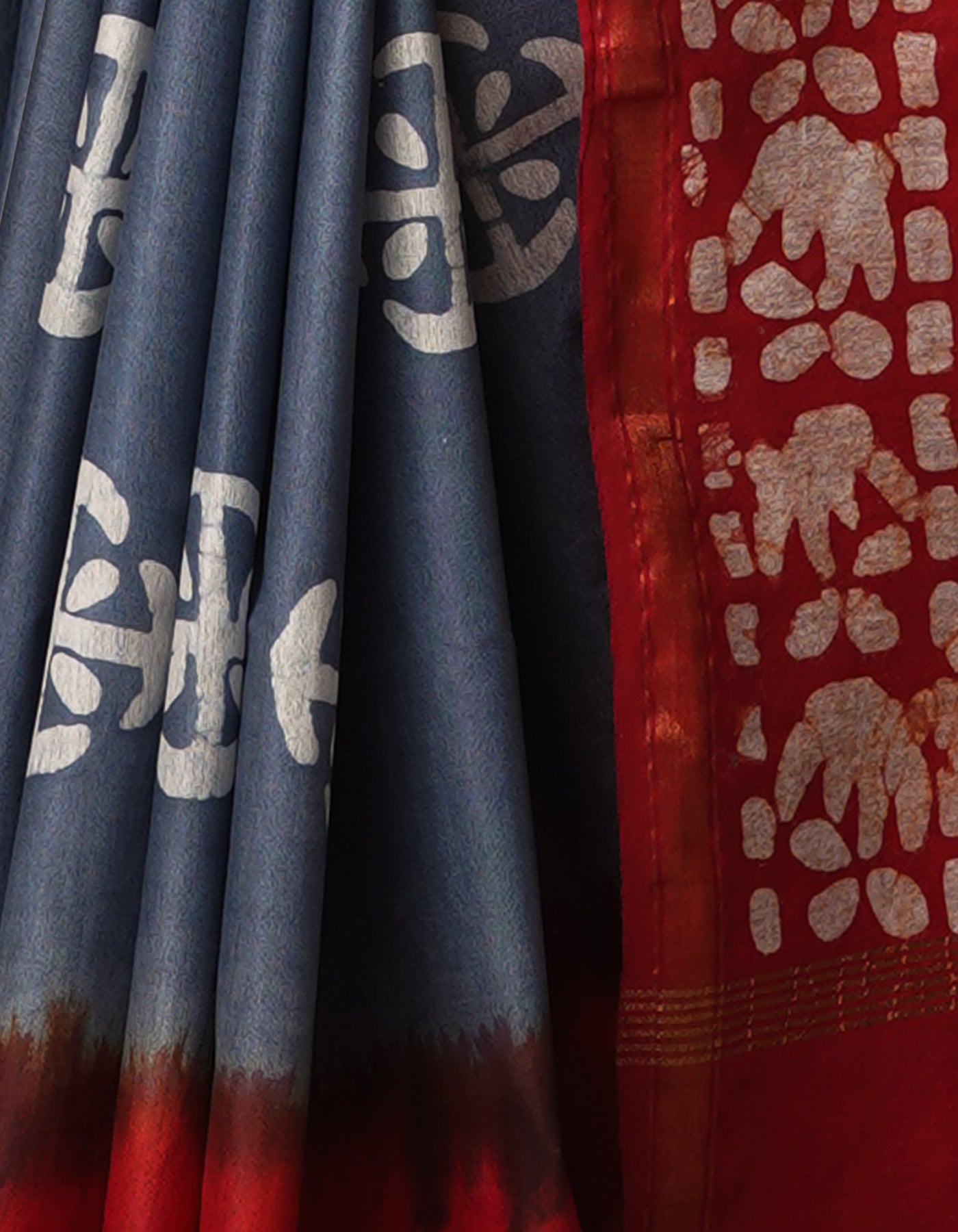 Grey-Red Pure  Batik Chanderi Silk Saree-UNM69121