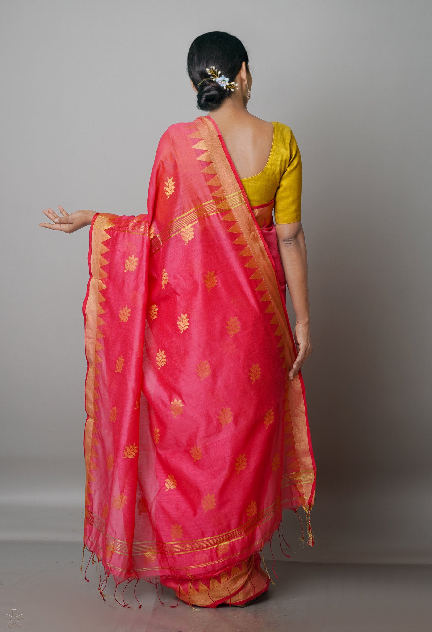 Raspberry Red Pure Handloom Jamdhani Bengal Sico Saree-UNM69431