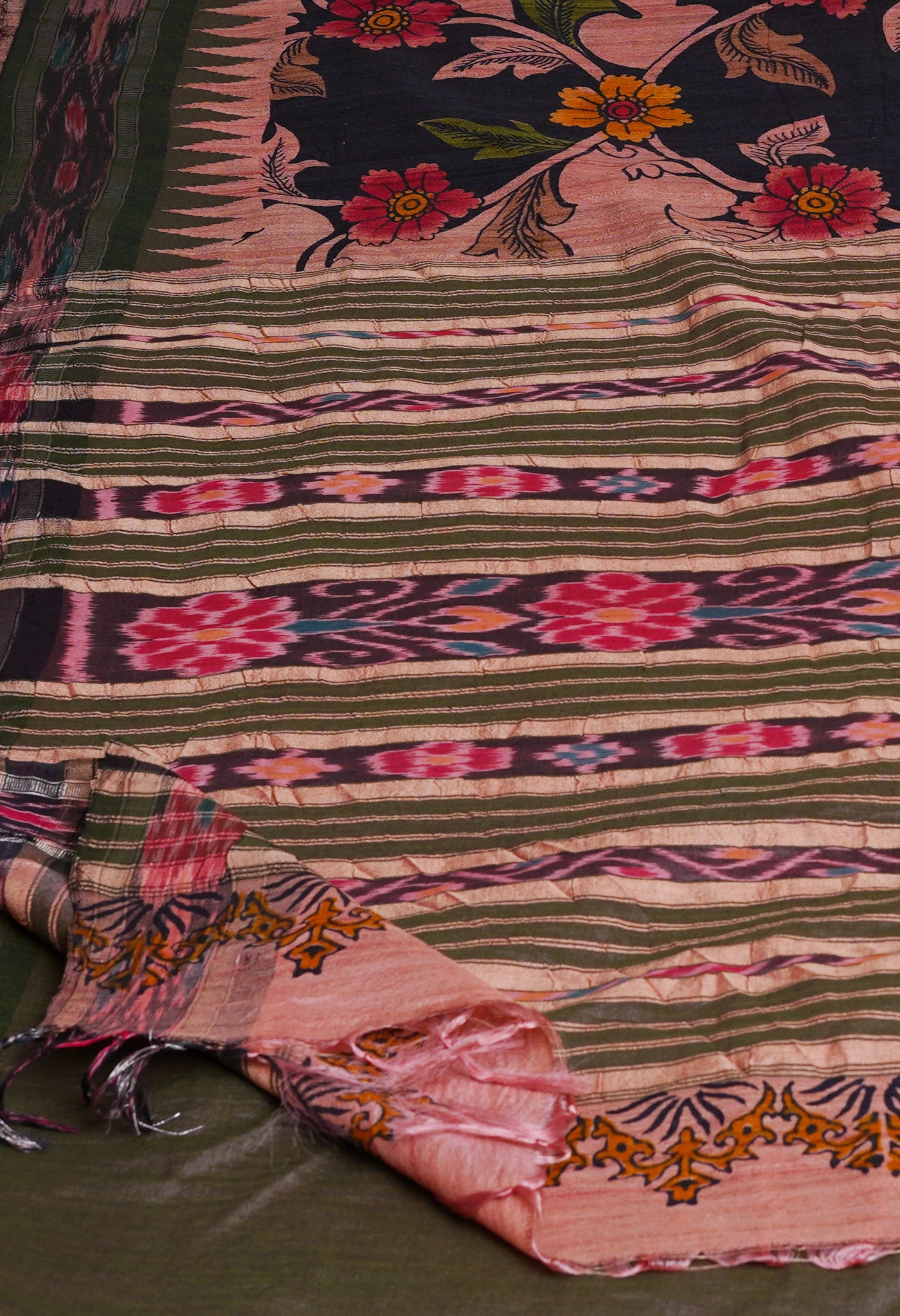 Peach Pink-Multi Pure Handloom Bengal Tussar Kalamkari Printed Jute Saree-UNM69512