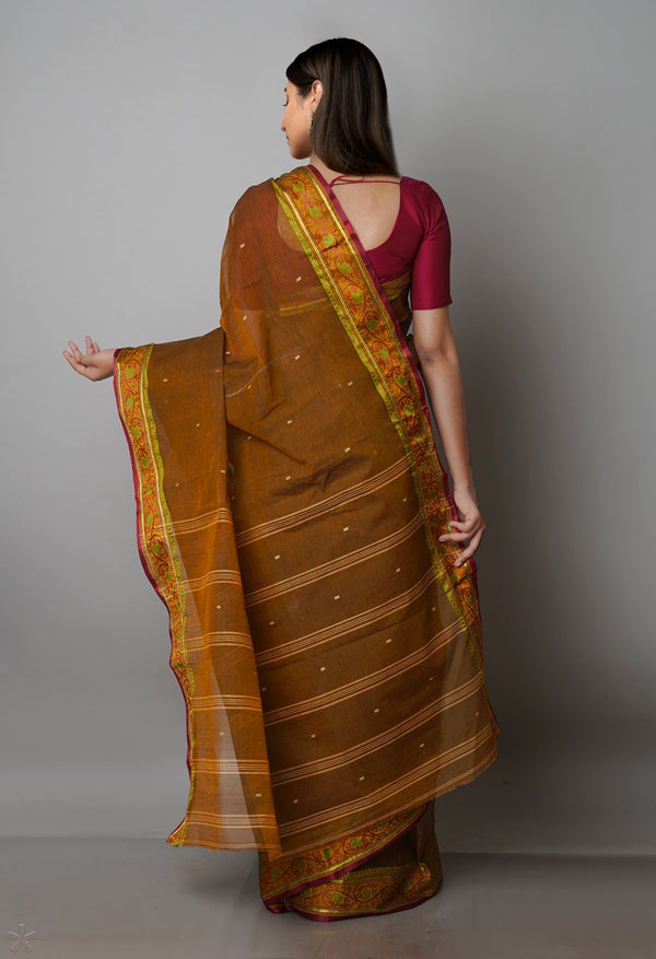 Chocolate Brown Pure  Handloom Superfine Bengal Cotton Saree-UNM69554