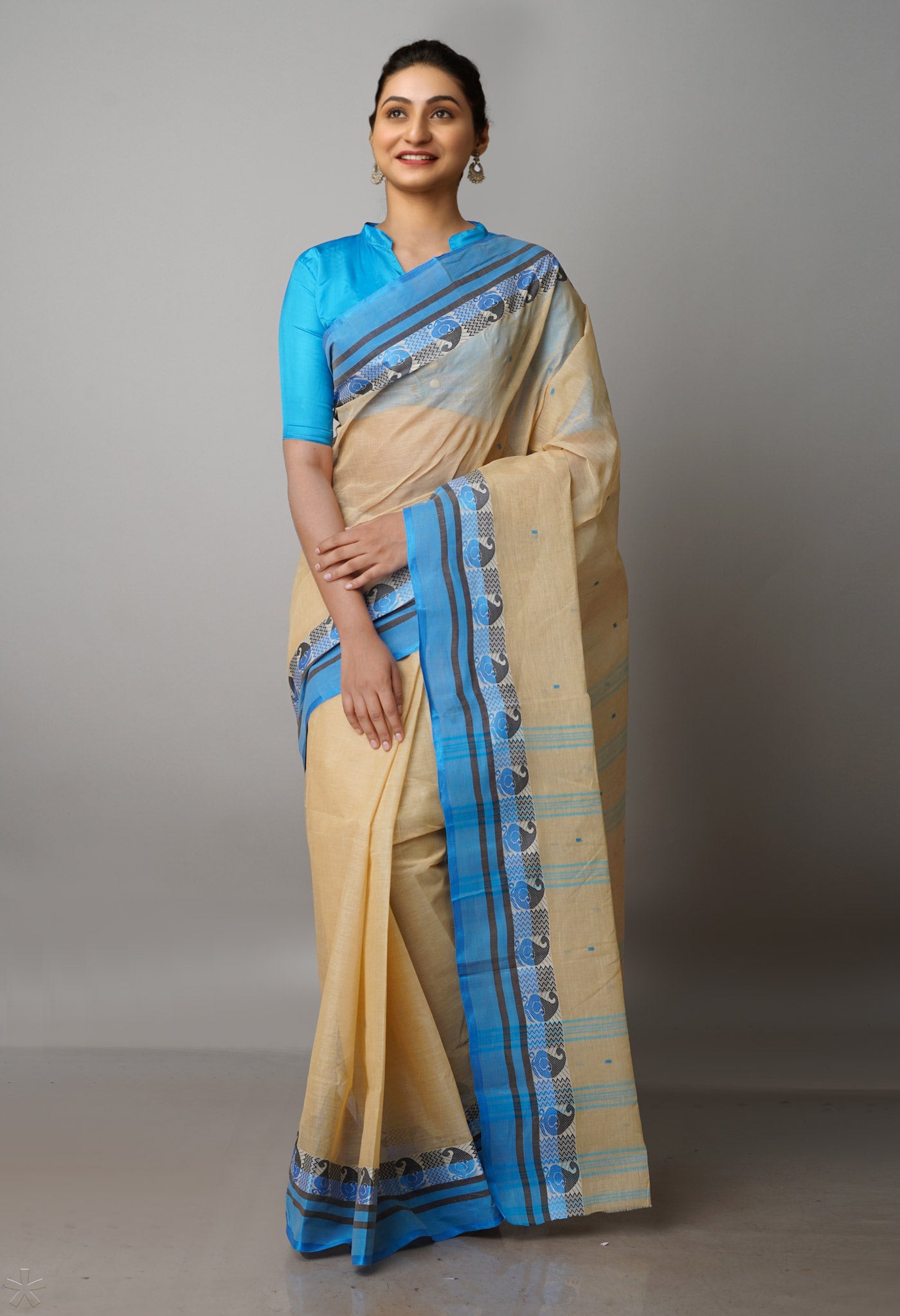 Cream Pure Handloom Superfine Bengal Cotton Saree