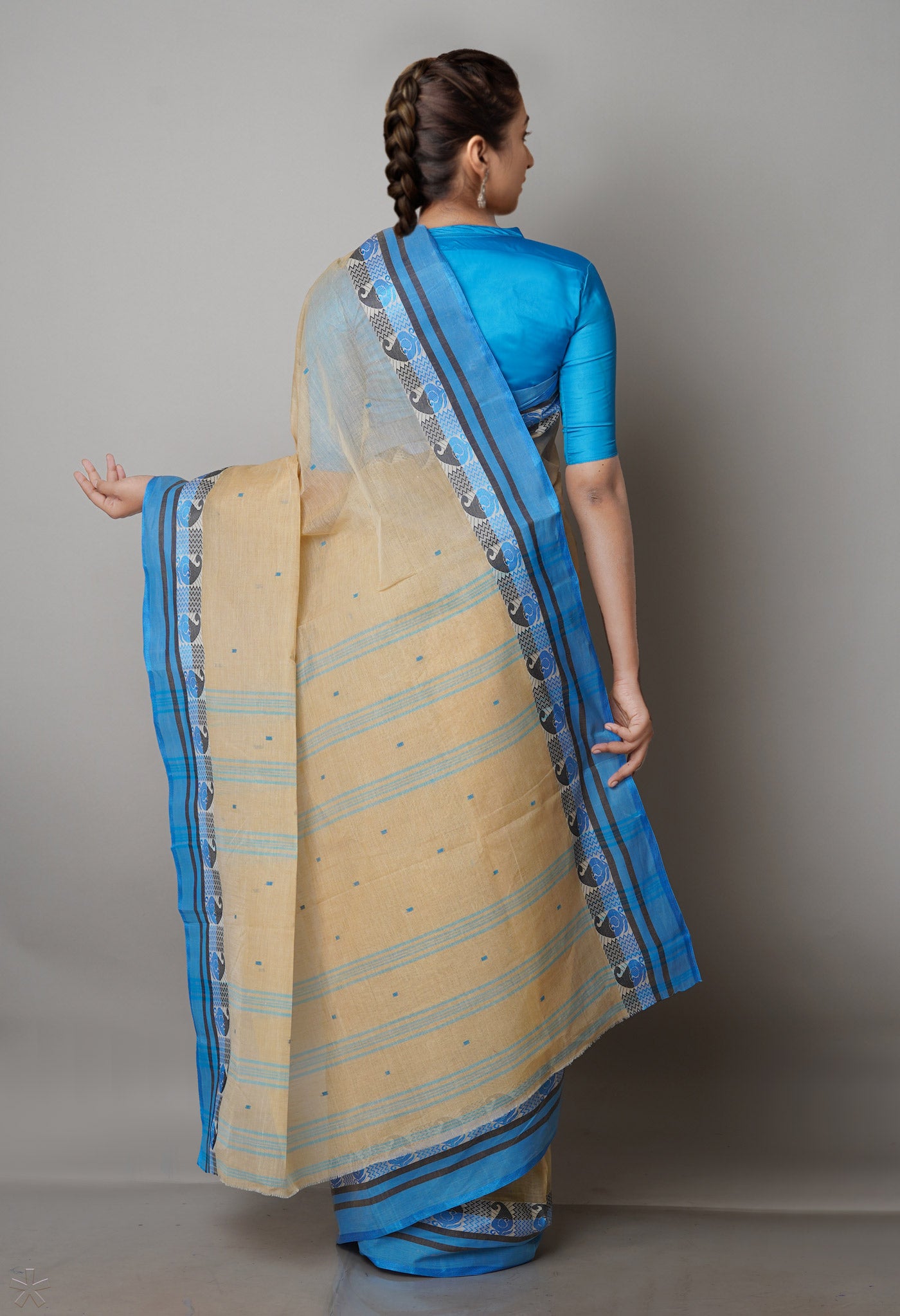 Cream Pure Handloom Superfine Bengal Cotton Saree