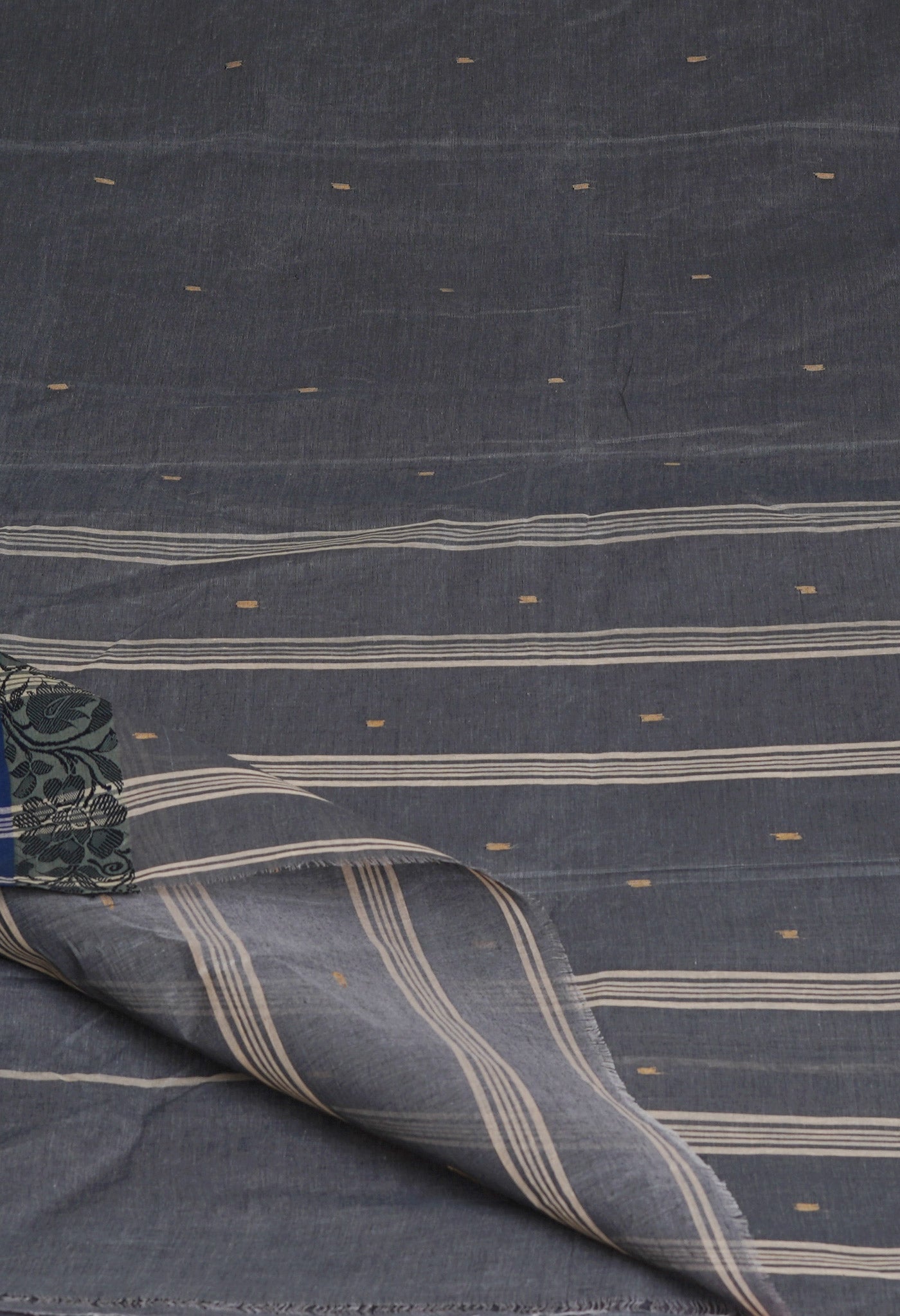 Grey Pure  Handloom Superfine Bengal Cotton Saree-UNM69598