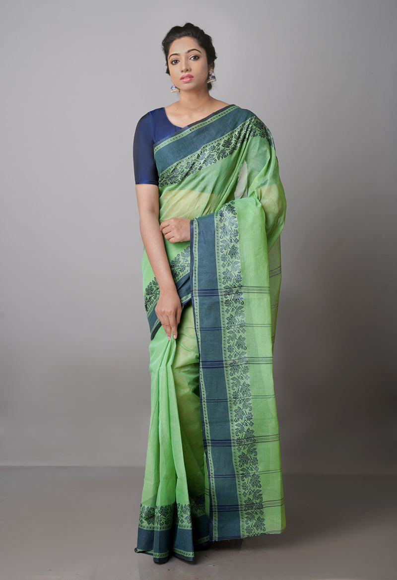 Green Pure  Handloom Superfine Bengal Cotton Saree-UNM69631