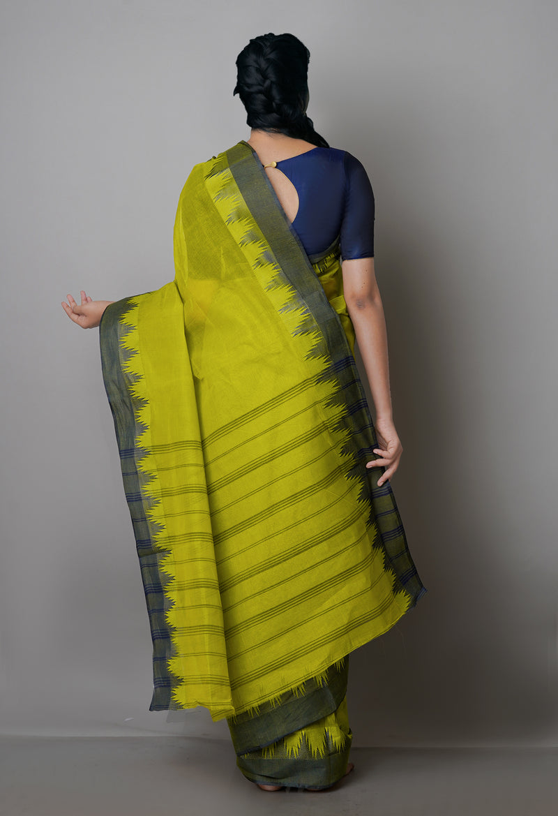 Mehindi Green Pure  Handloom Superfine Bengal Cotton Saree-UNM69635