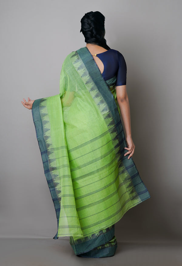 Green Pure  Handloom Superfine Bengal Cotton Saree-UNM69637