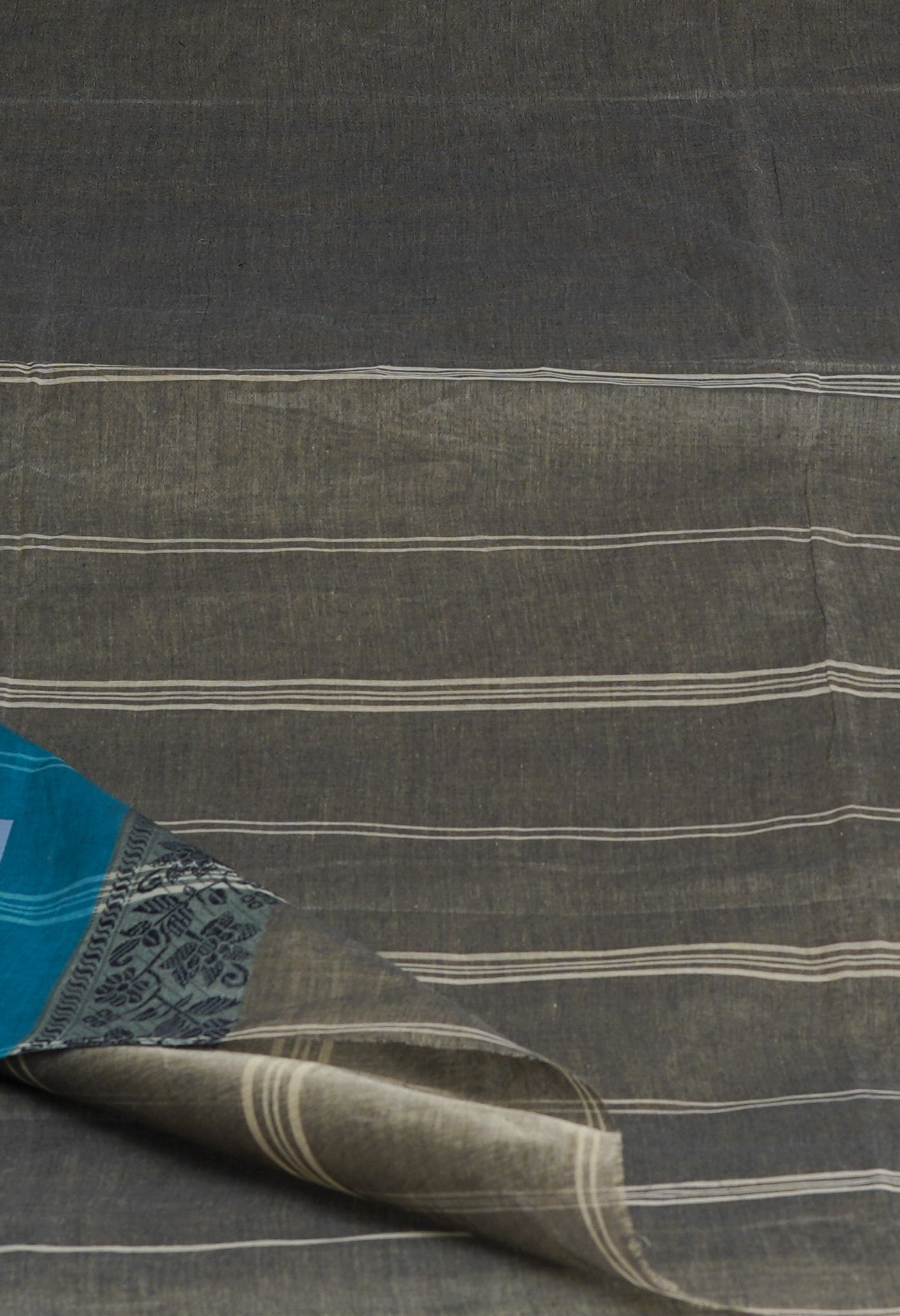 Grey Pure  Handloom Superfine Bengal Cotton Saree-UNM69639