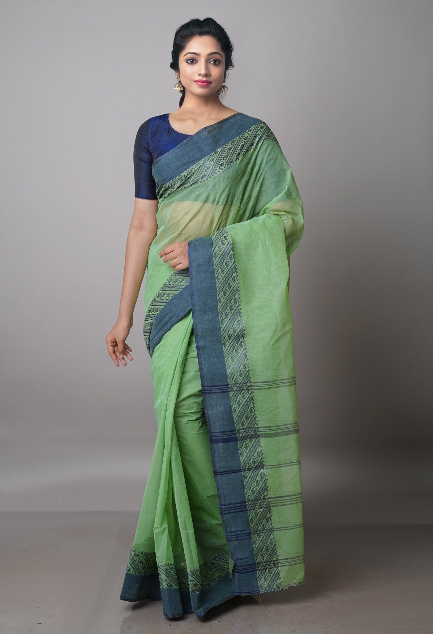 Green Pure  Handloom Superfine Bengal Cotton Saree-UNM69706