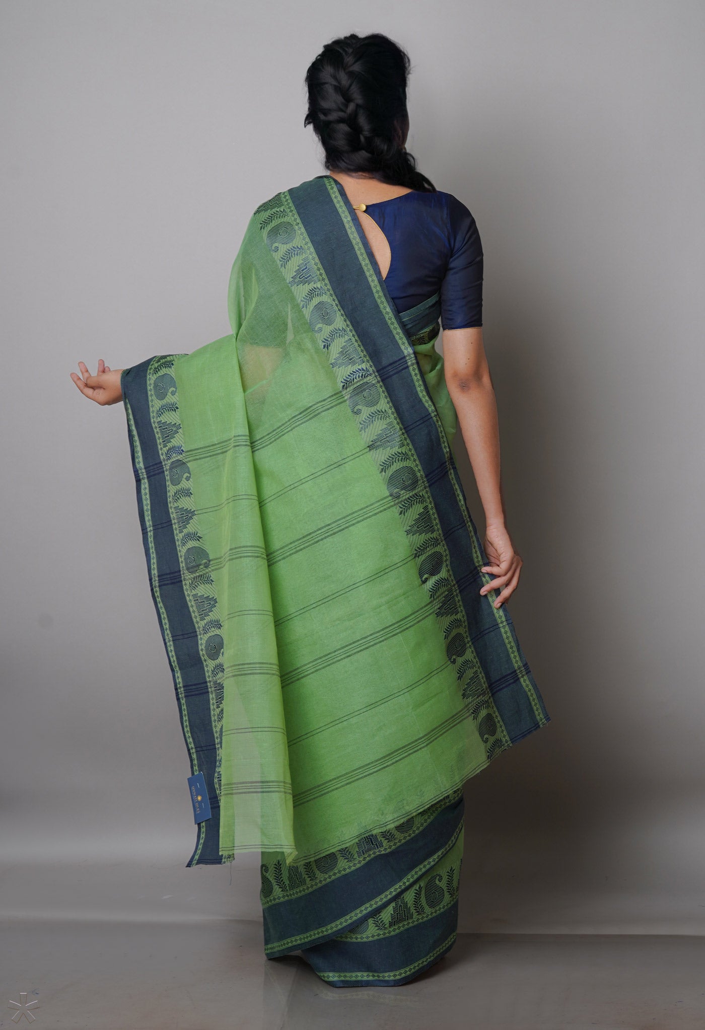 Green Pure  Handloom Superfine Bengal Cotton Saree-UNM69716