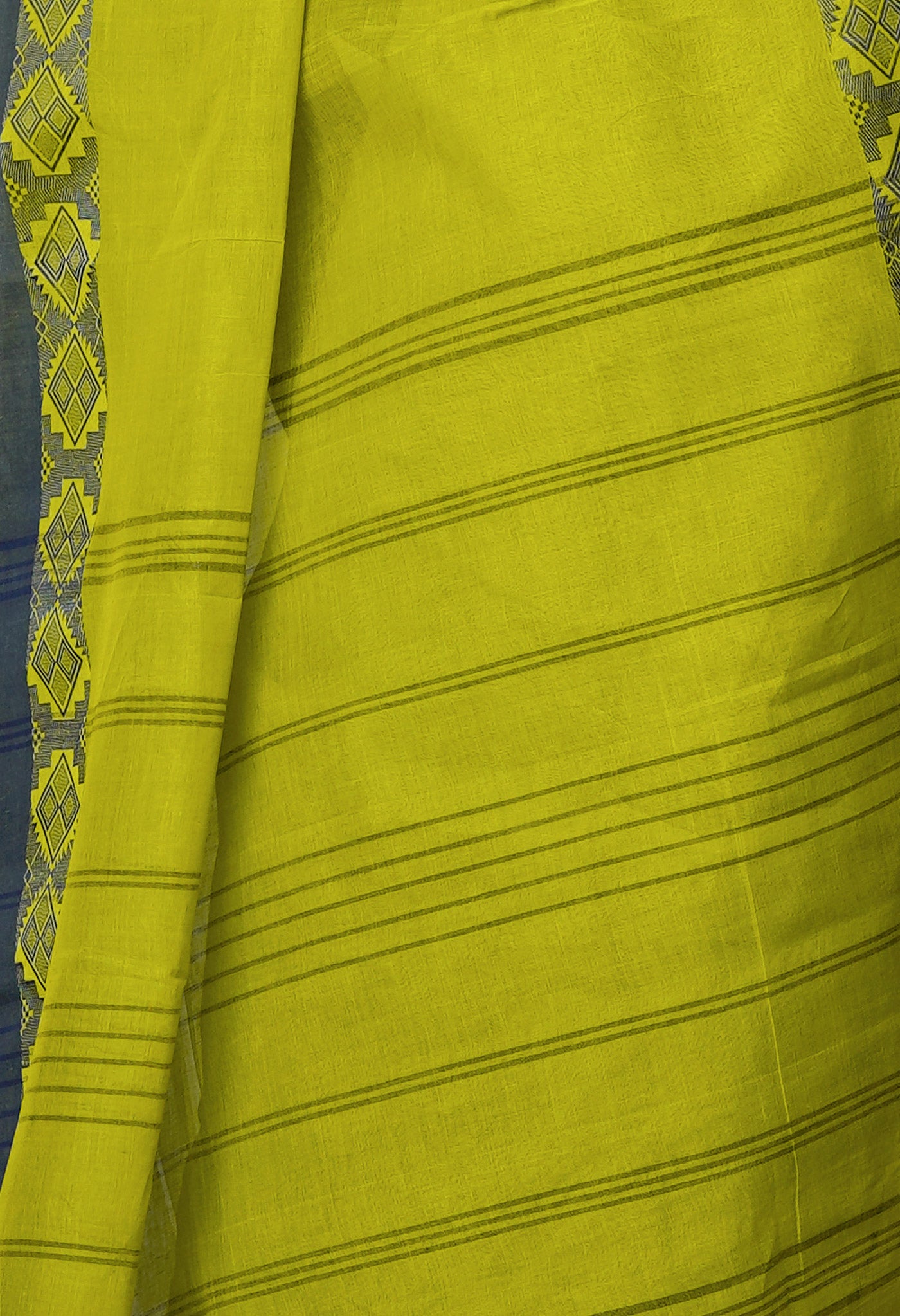 Mehindi Green Pure  Handloom Superfine Bengal Cotton Saree-UNM69726