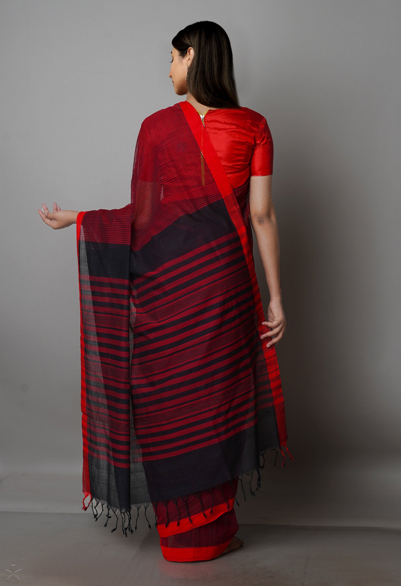 Red-Black Pure  Handloom Mangalagiri Cotton Saree-UNM70033