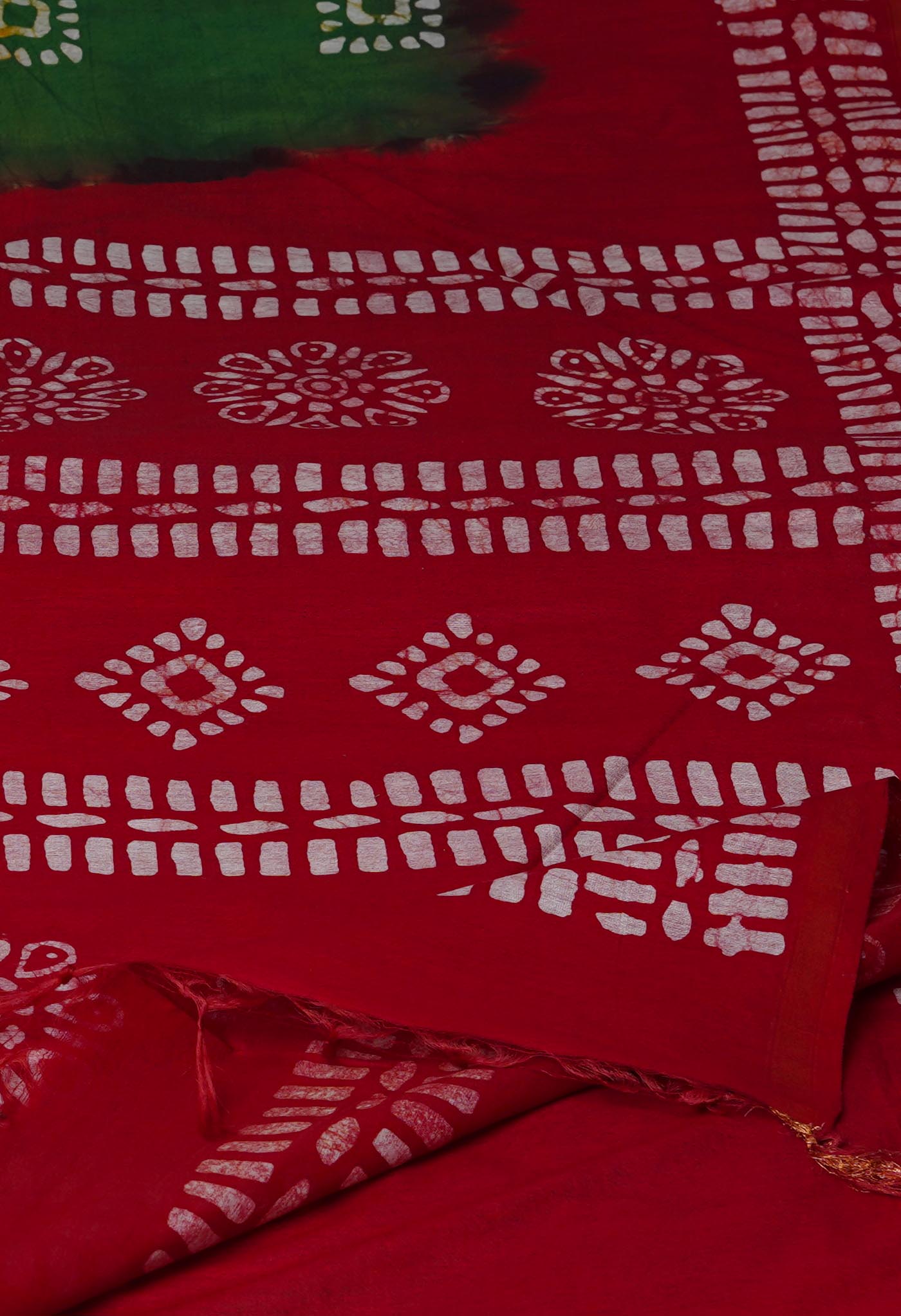 Green-Red Pure  Batik Chanderi Silk Saree-UNM70083