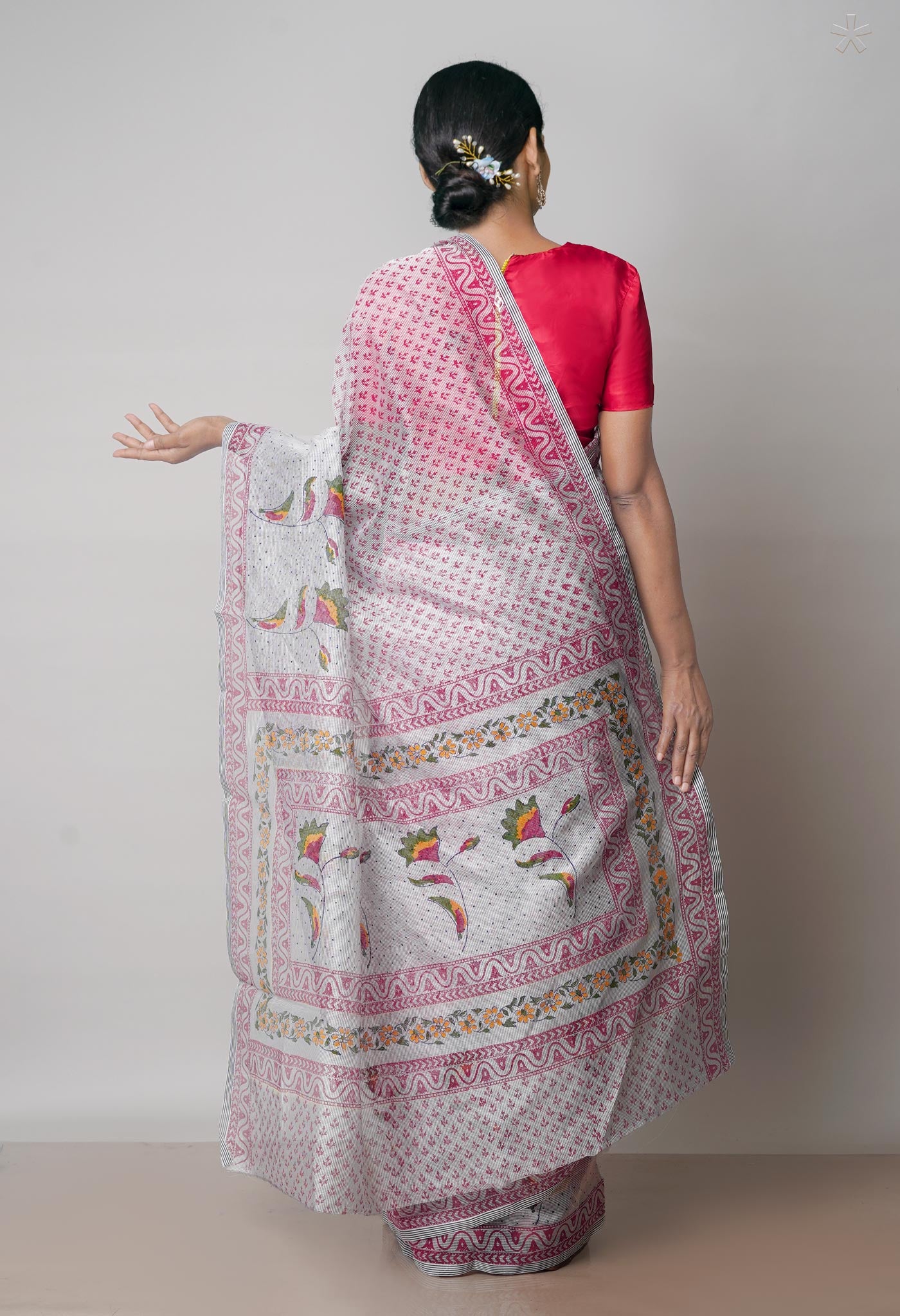 Off White  Block Printed Meghalaya Checks  Supernet Saree With Ikat Printed BlousePiece-UNM71796